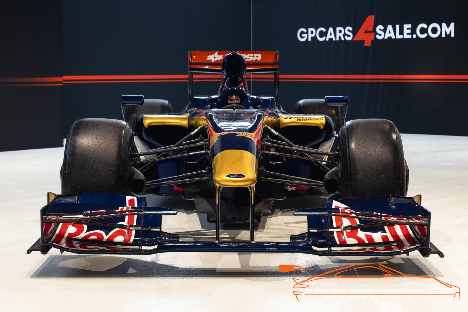 F1 SCUDERIA TORO ROSSO STR4 - Race Cars For You