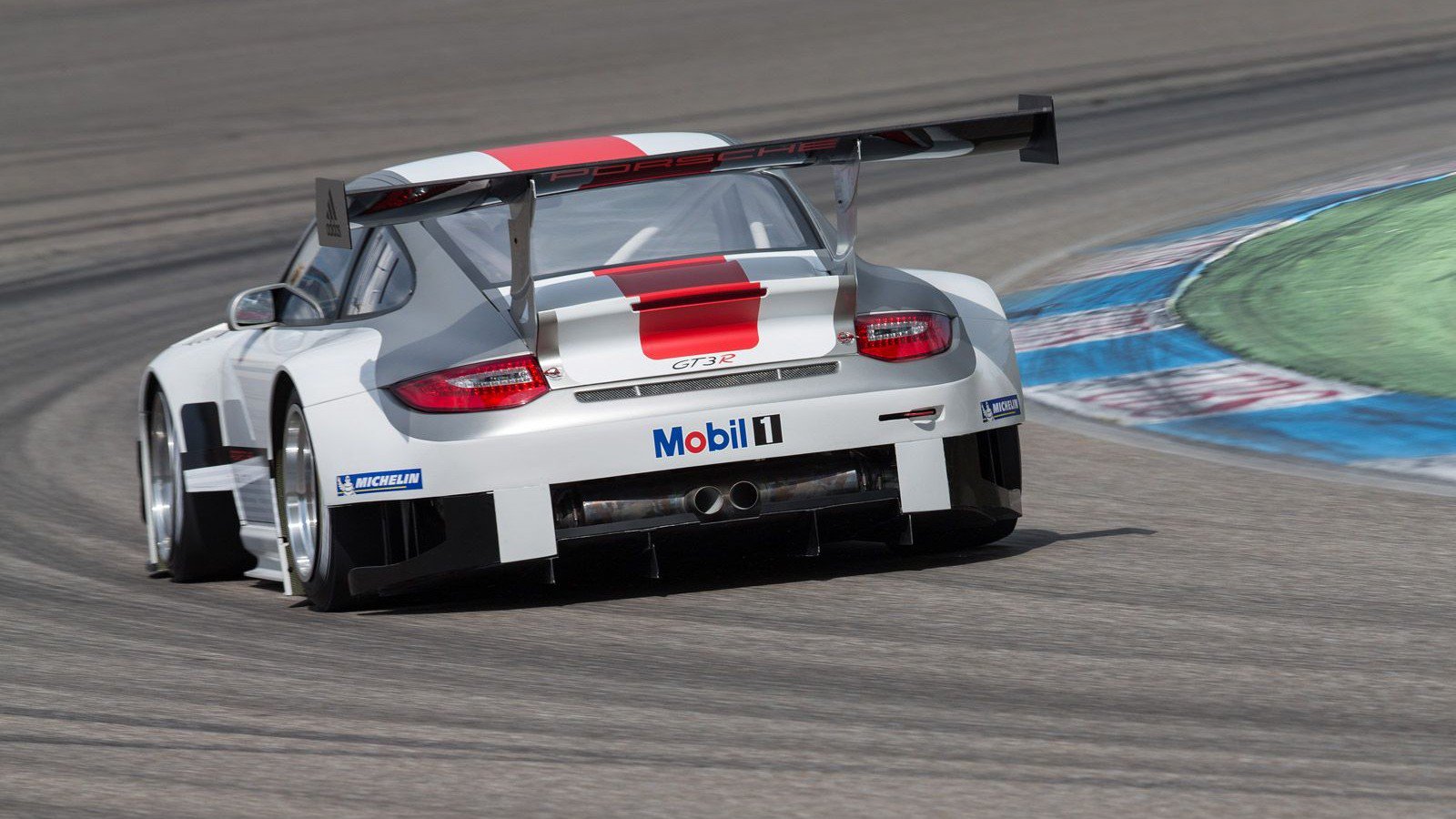Porsche 997 GT3R EVO Technical Information - Race Cars For You