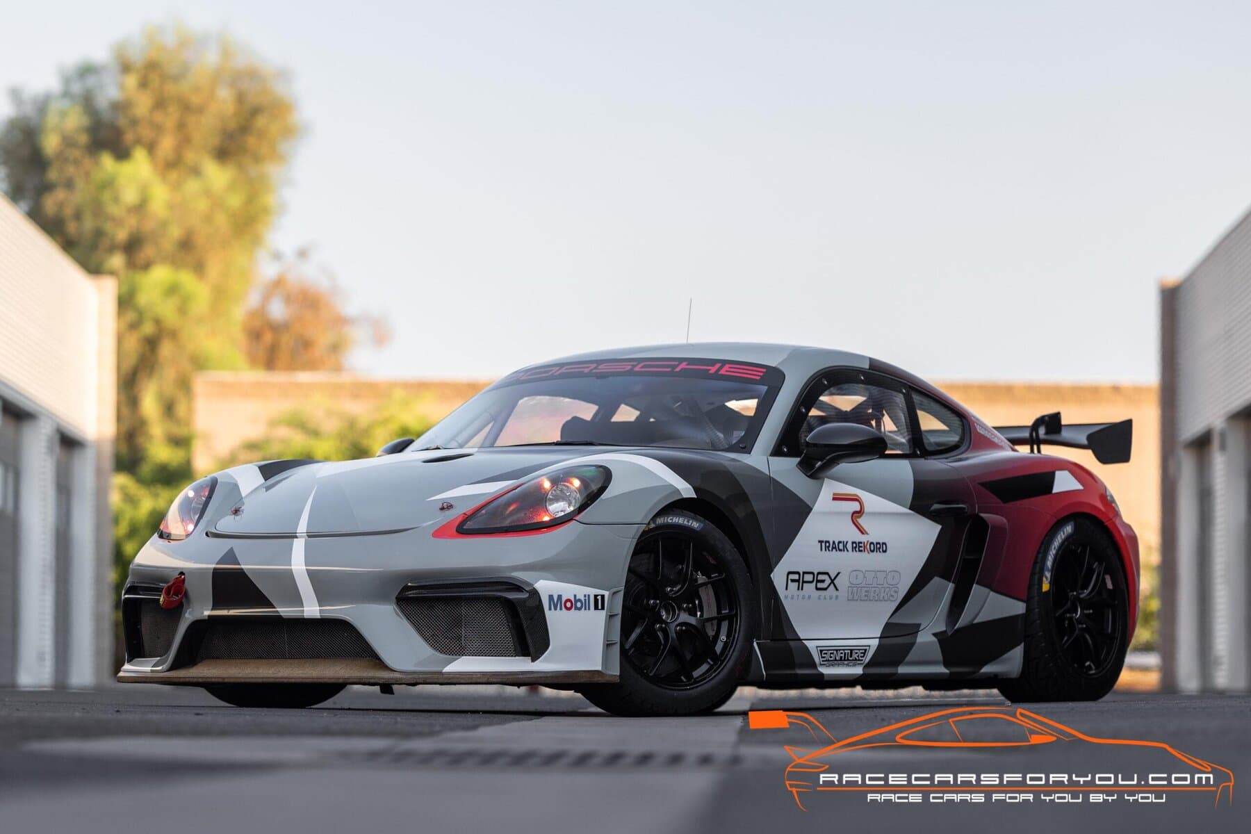 2021 718 Clubsport Competition M.R. - Race Cars For You