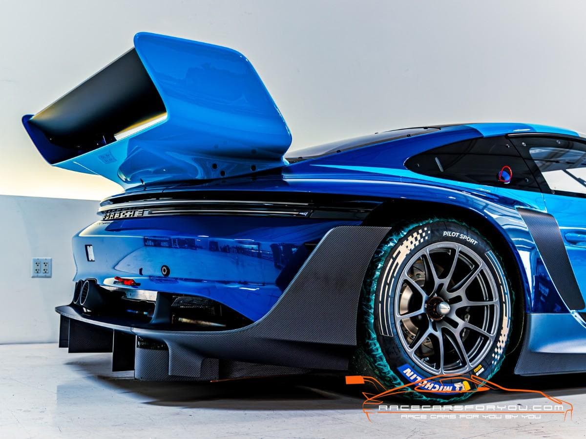 Porsche 992 GT3R Rennsport - Race Cars For You