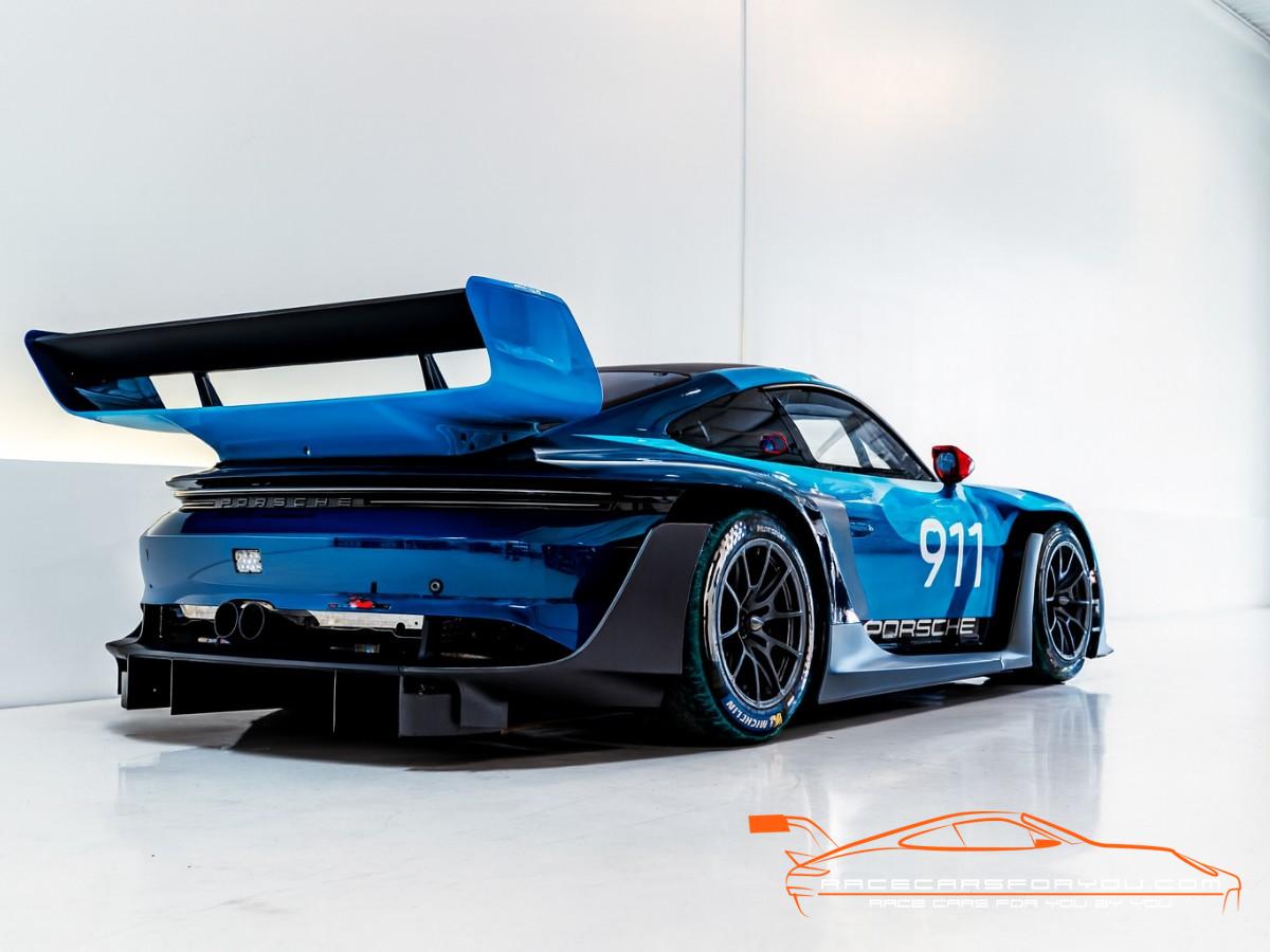 Porsche 992 GT3R Rennsport - Race Cars For You
