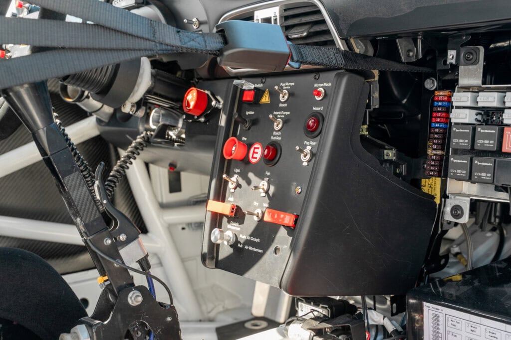 Porsche 997 GT3R Race Car